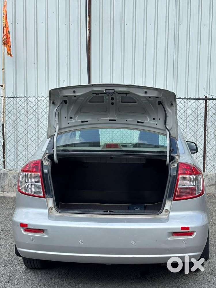 Maruti Suzuki Sx4 Vxi Bsiv, 2010, Petrol