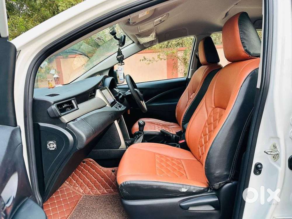 Toyota Innova Crysta [2020-ongoing] 2.4 Gx 7 Str, 2023, Diesel