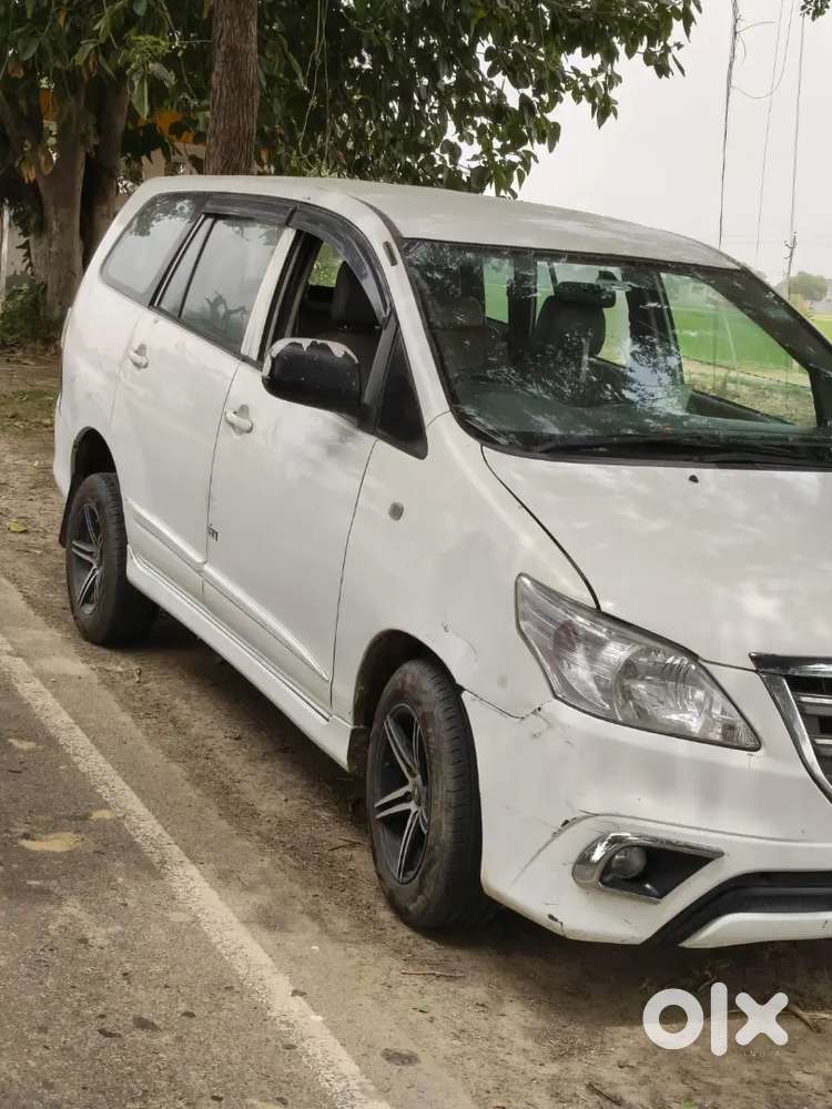 Toyota Innova Diesel 2014 Car