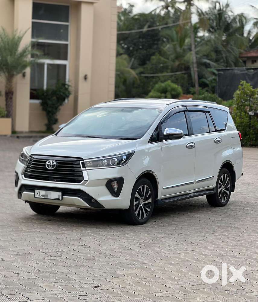 Toyota Innova Crysta [2020-ongoing] 2.4 Zx 7 Str, 2022, Diesel