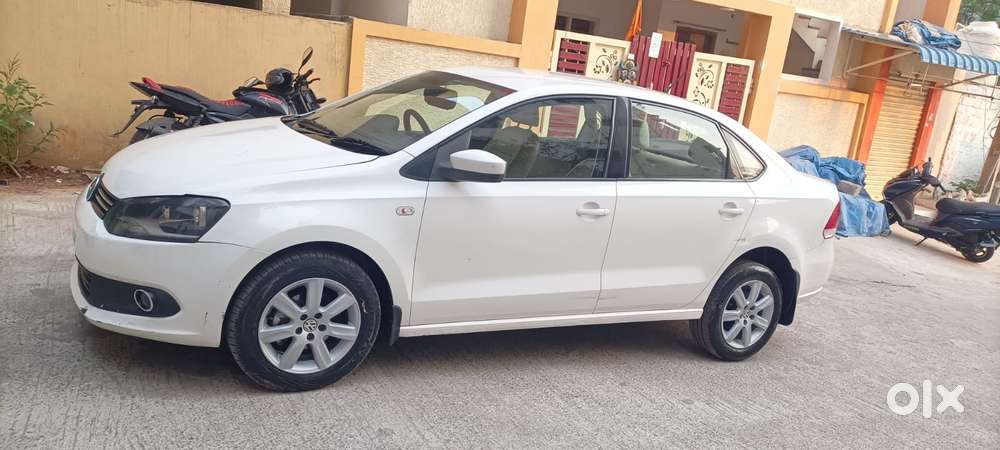 Volkswagen Vento 1.5 Tdi Comfortline At, 2014, Petrol