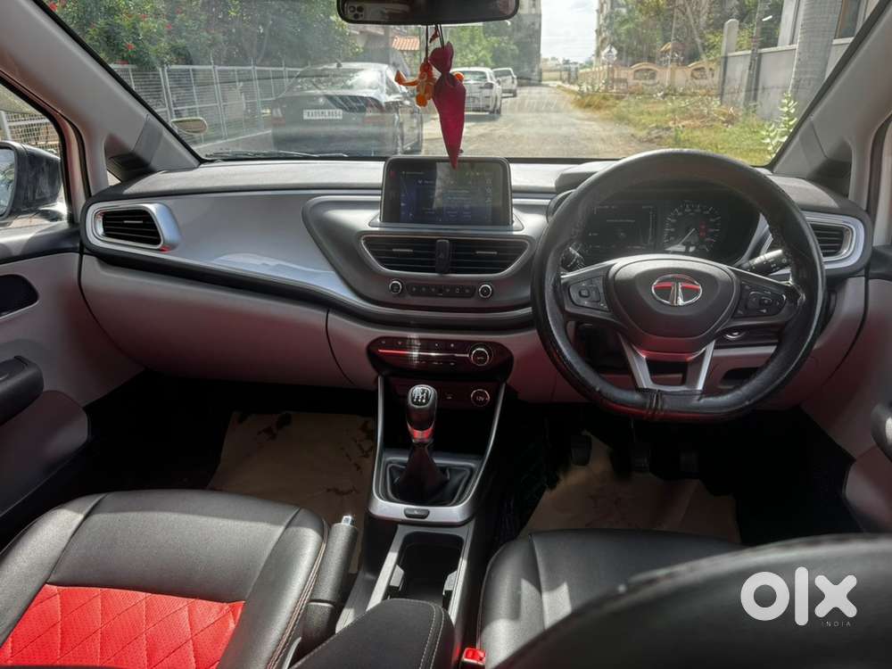 Tata Altroz Petrol 2020