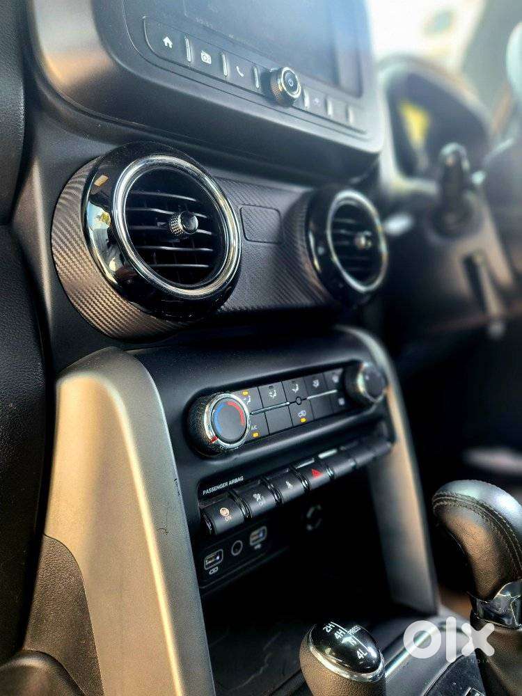 Mahindra Thar Lx P At 4wd 4s Ht, 2021