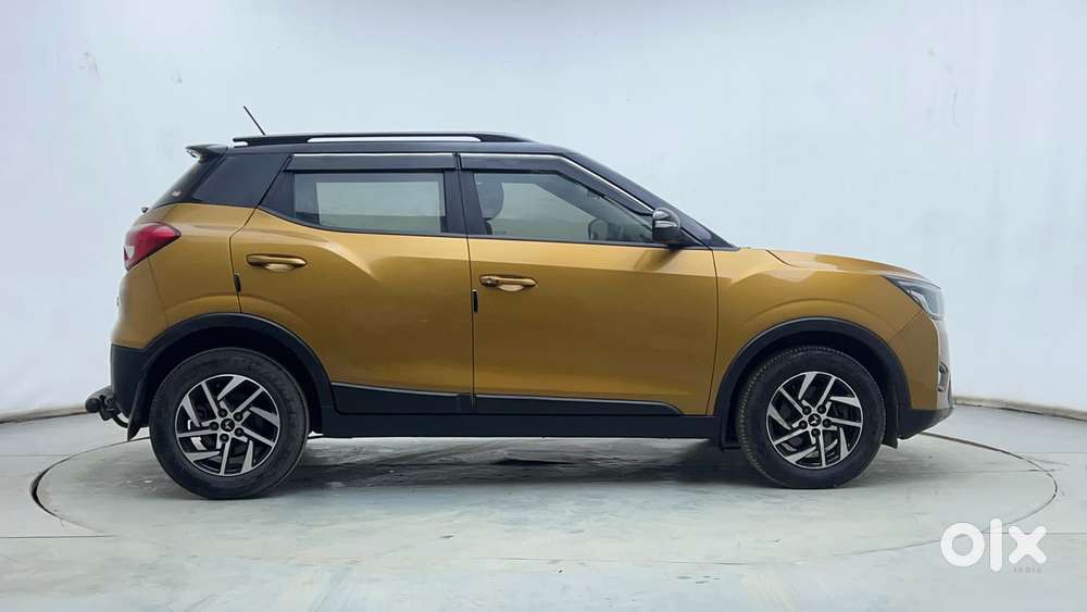Mahindra Xuv300 W8 Amt Optional Diesel, 2023, Petrol