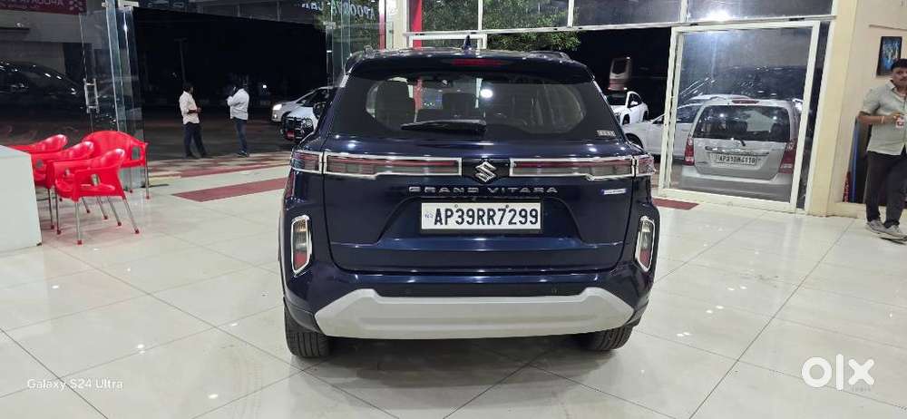 Maruti Suzuki Grand Vitara 1.5 Alpha Smart Hybrid At, 2022, Petrol