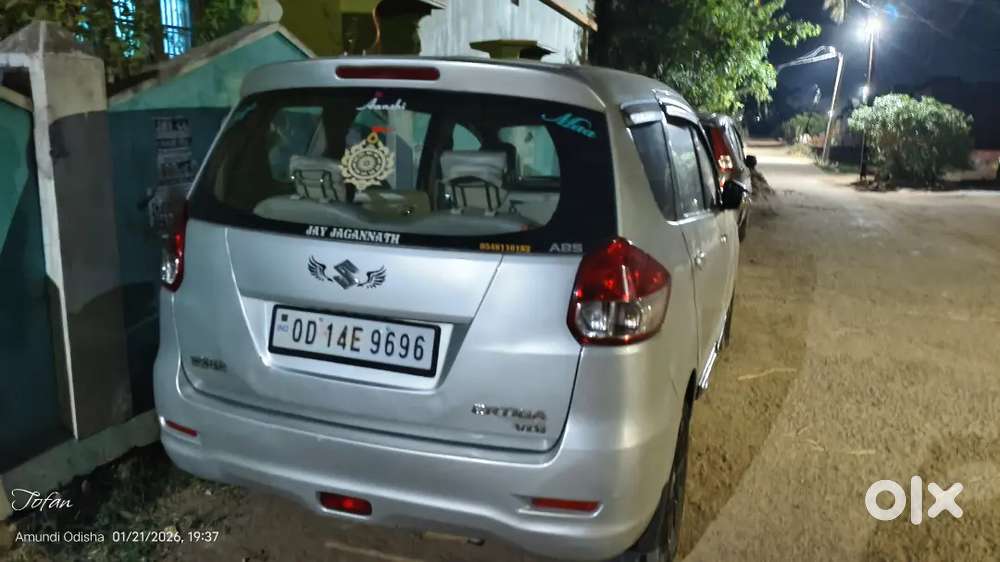 Maruti Suzuki Ertiga 2015 Diesel 100000 Km Driven