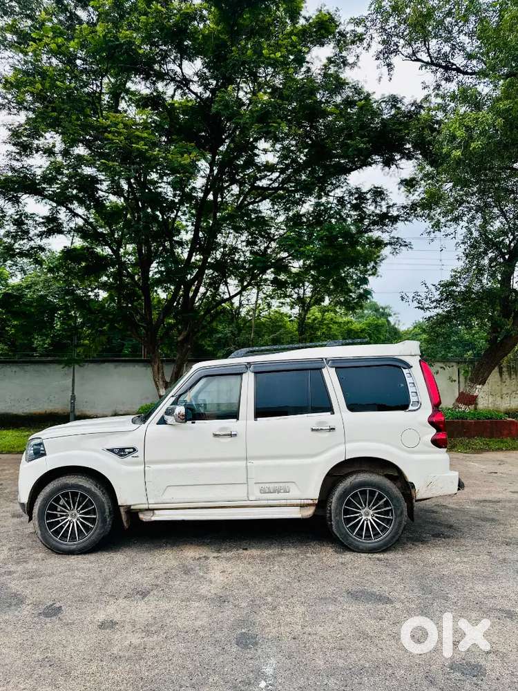 Mahindra Scorpio Classic 2020 Car