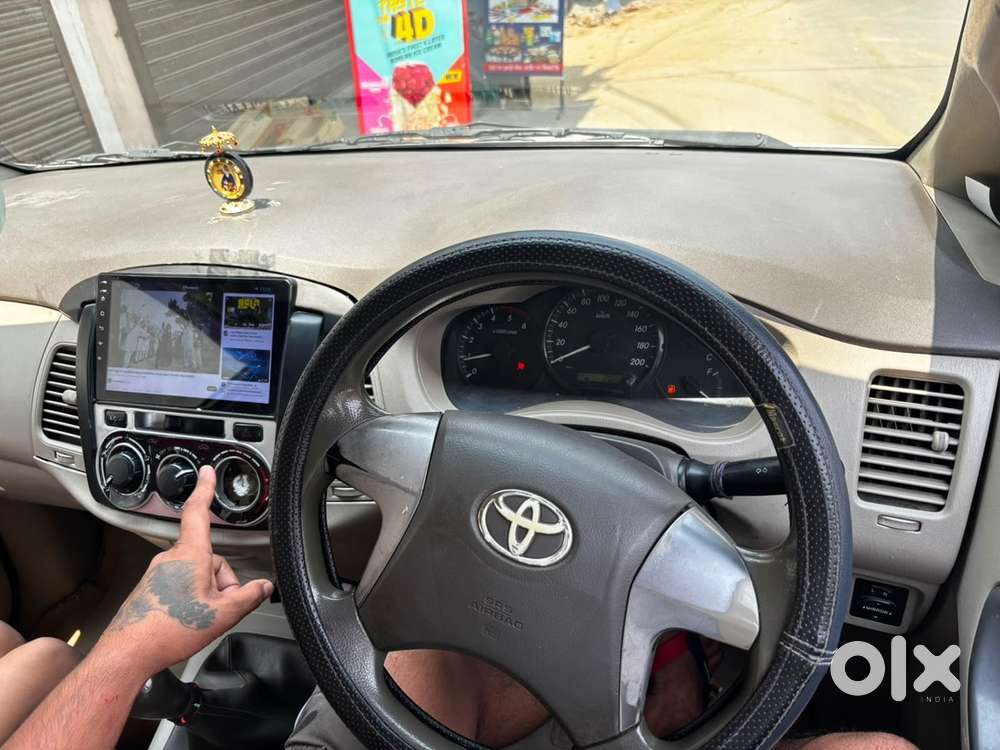 Toyota Innova Diesel 2014