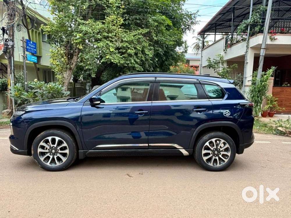 Maruti Suzuki Grand Vitara 1.5 Alpha Smart Hybrid At, 2022, Petrol