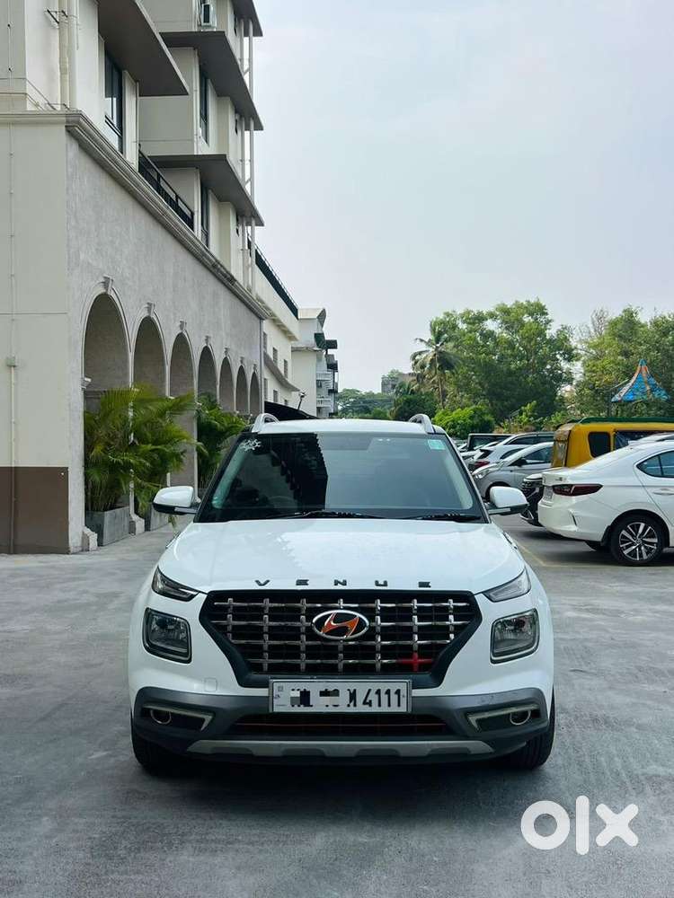 Hyundai Venue 2019 Diesel 48500 Km Driven