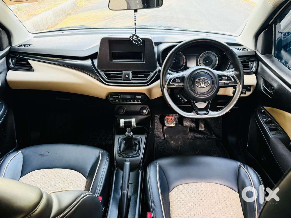 Toyota Glanza 1.2 E, 2023, Petrol