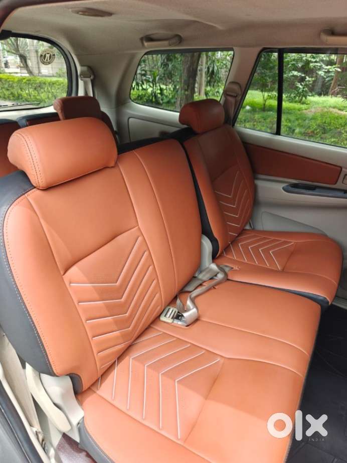 Toyota Innova 2.5 G (diesel) 8 Seater, 2014, Diesel
