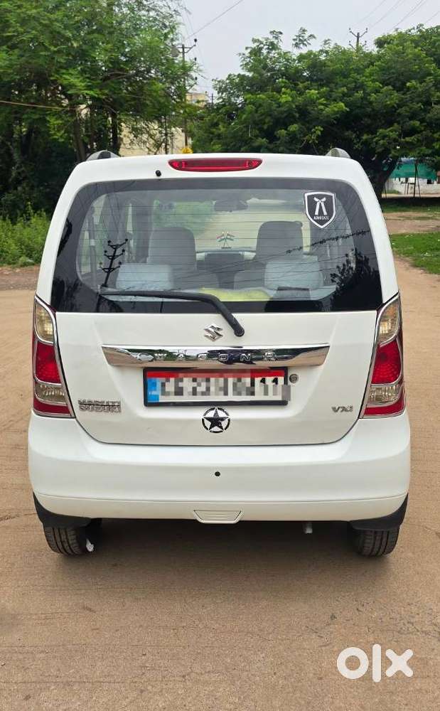 Maruti Suzuki Wagon R Vxi Mt 1.0l, 2017, Petrol