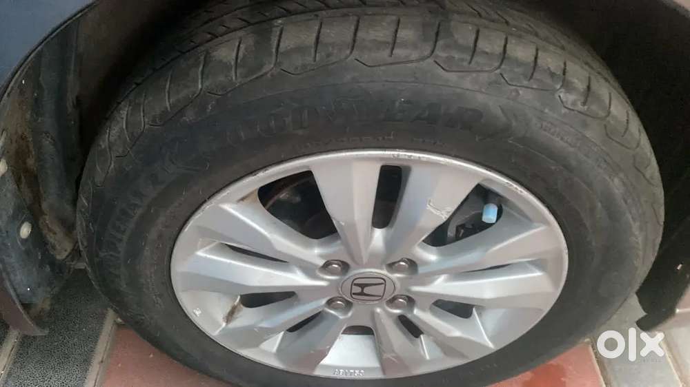 Honda City 1.5 V Petrol 2013