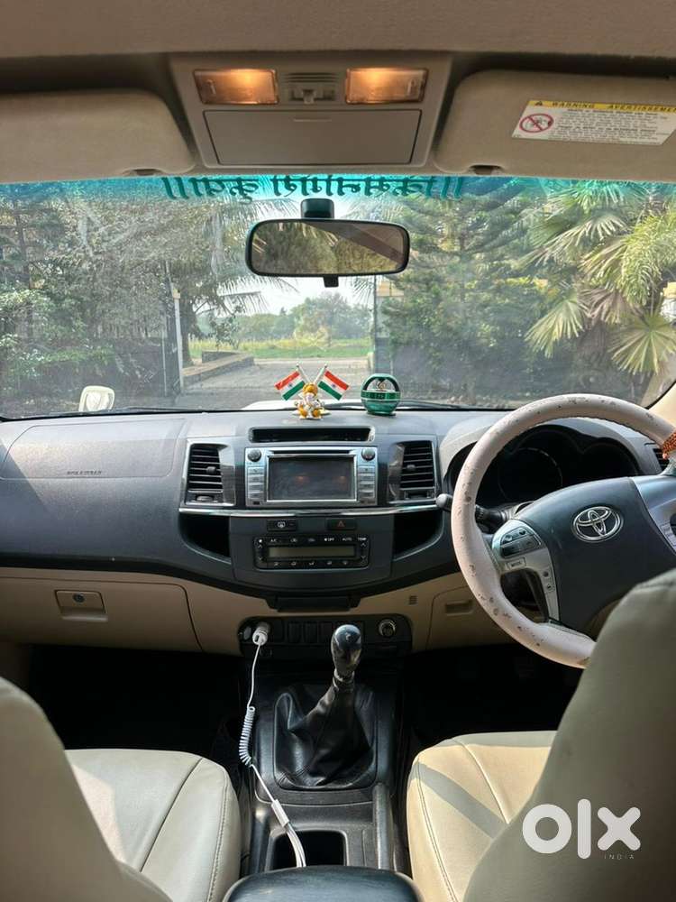 Toyota Fortuner 2015 Diesel 142000 Km Driven