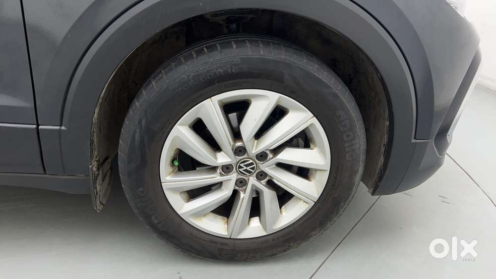 Volkswagen Taigun 1.0 Tsi Highline At, 2022, Petrol