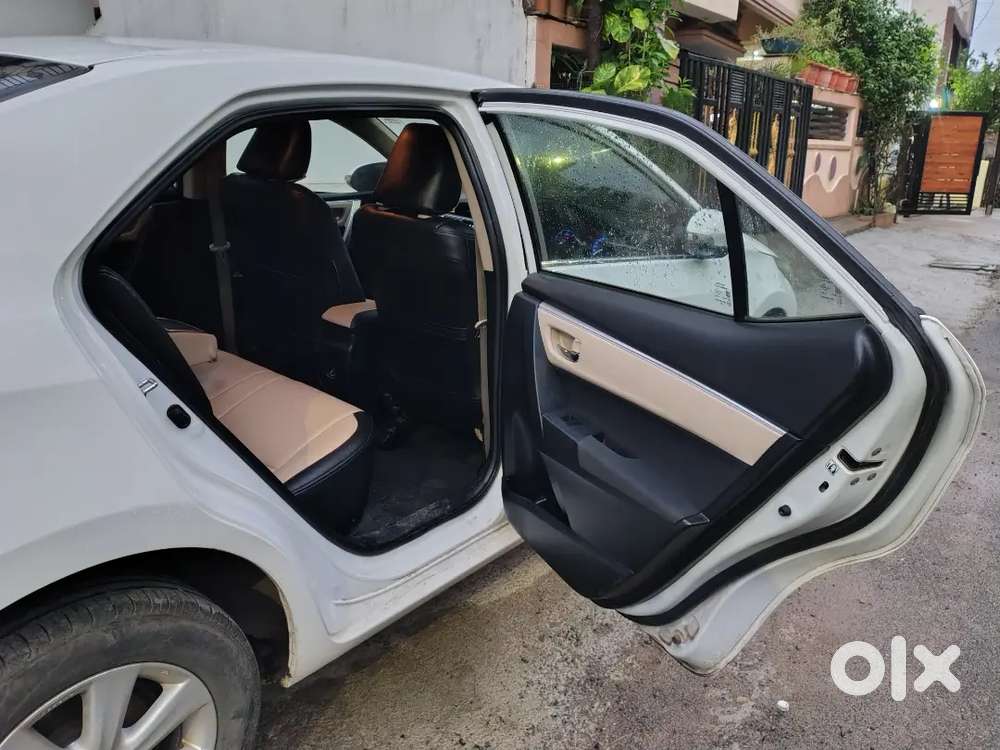 Toyota Corolla Altis Diesel 2015 2nd Owner