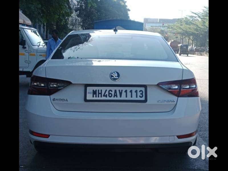 Skoda Superb [2014-2016] 1.8 Style Tsi At, 2016, Petrol