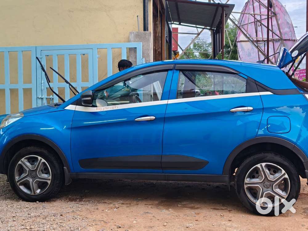 Tata Nexon Petrol 2018
