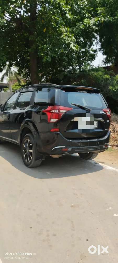Mahindra Xuv500 2019 Diesel Well Maintained