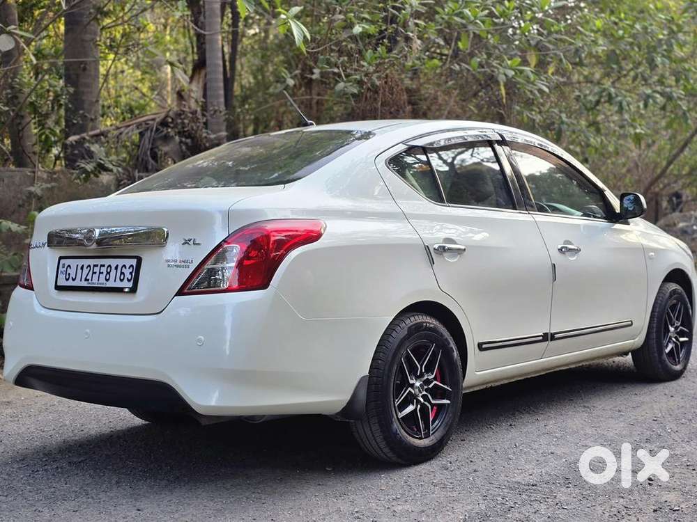 Nissan Sunny 2020 Diesel 95000 Km Driven