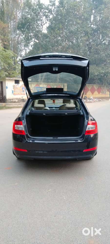 Skoda Octavia 2013-2017 Elegance 1.8 Tsi At, 2015, Petrol