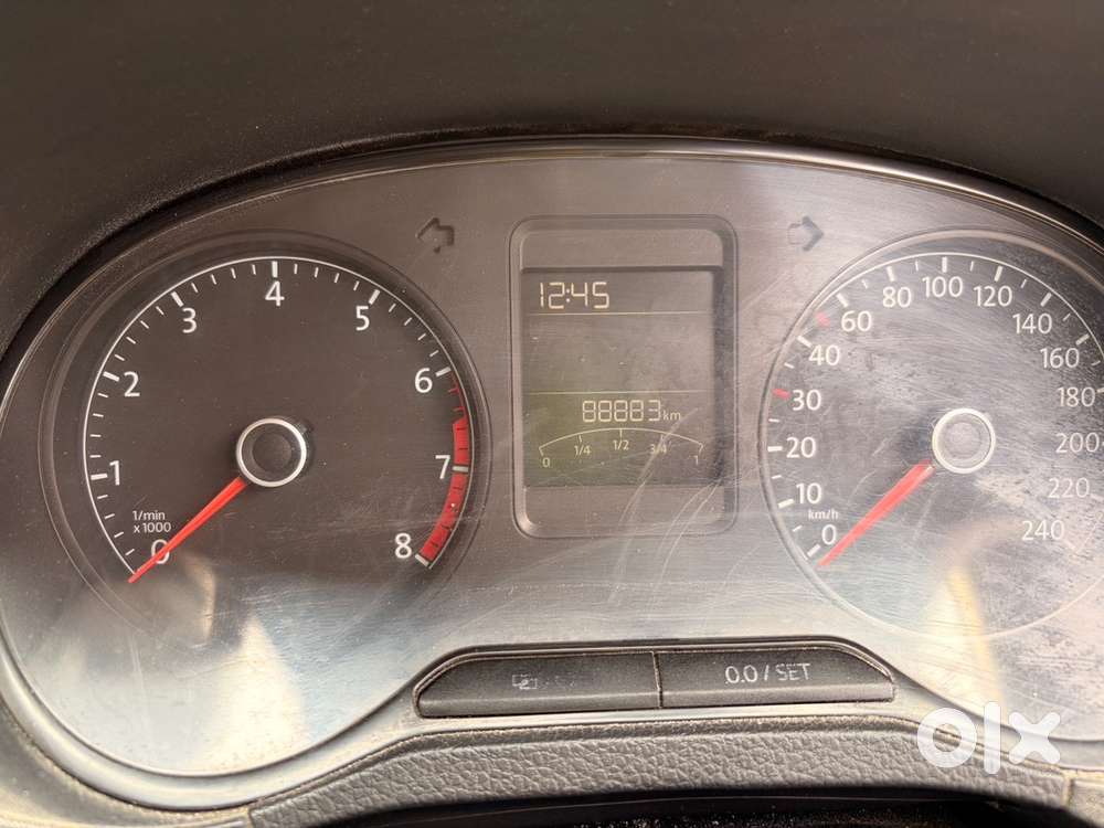 Volkswagen Ameo Petrol 2017