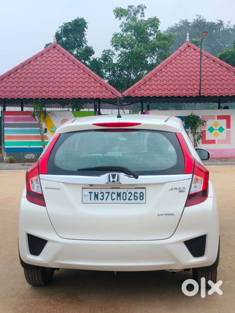 Honda Jazz V Automatic, 2015, Petrol