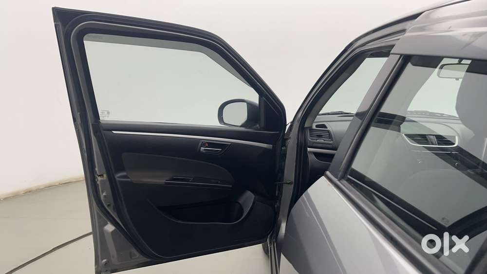 Maruti Suzuki Swift Vvt Vxi, 2017, Petrol