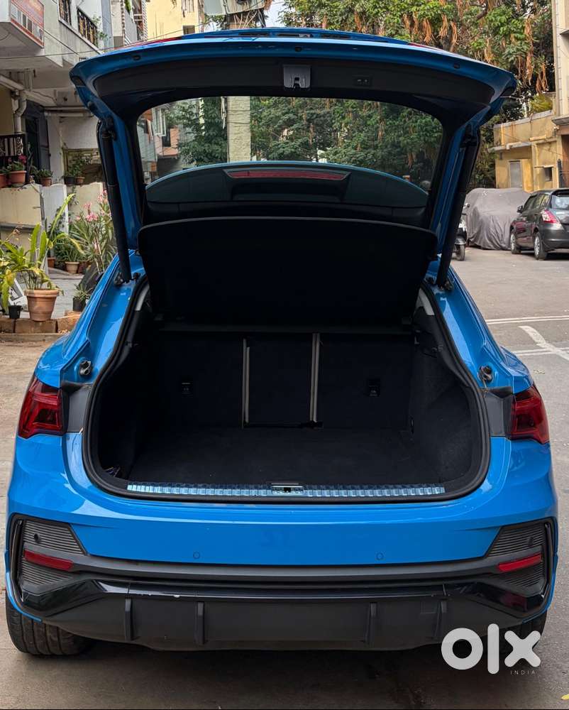 Special/limited Edition - Turbo Blue - Audi Sportback Q3