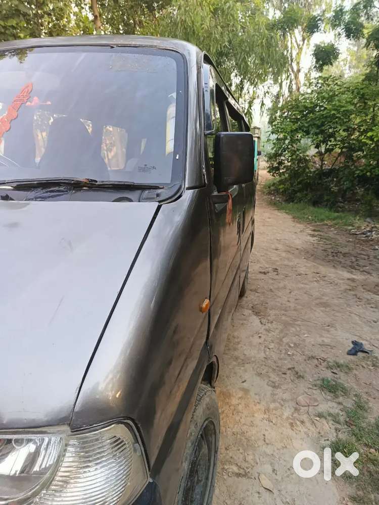 Eco Gadi 2011 Model Petrol Aur Lpg Pass 2031 Tak Banner