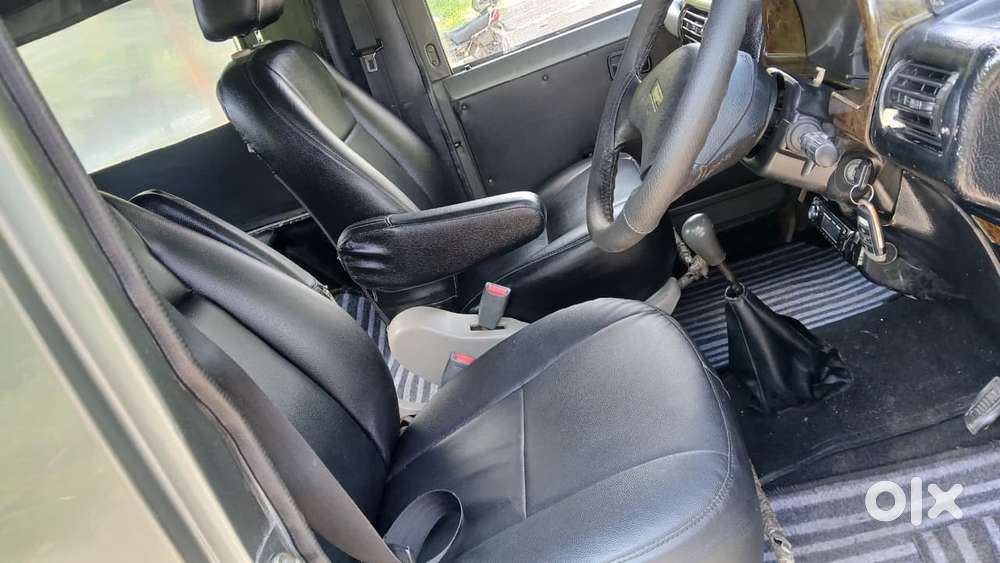 Mahindra Jeep 2.5l, 2010, Diesel