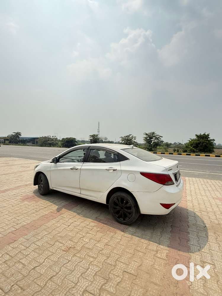 Hyundai Verna Diesel 2015