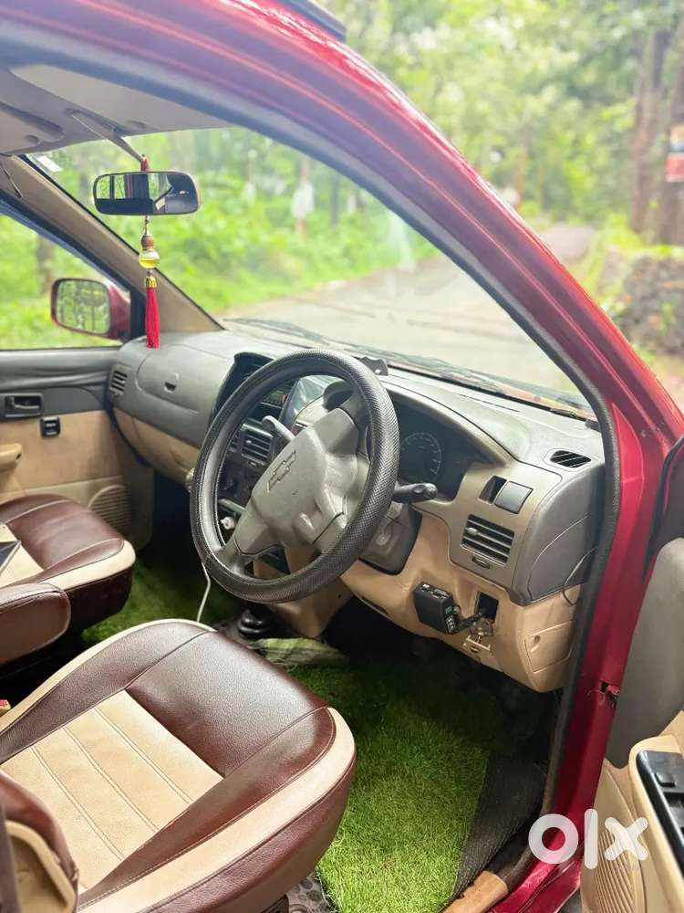 Chevrolet Tavera Neo 2012 Diesel Well Maintained
