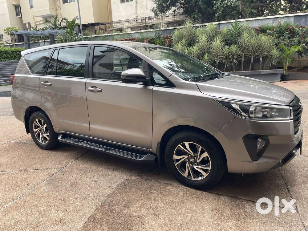 Toyota Innova Crysta 2.4 Gx Limited Edition At 7 Str, 2022, Diesel