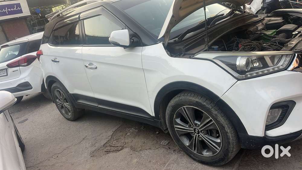 Hyundai Creta 1.6 Sx Petrol Sports Edition Dual Tone, 2016, Cng & Hy..