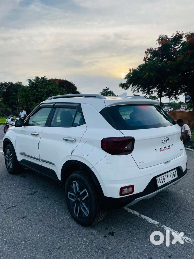 Hyundai Venue 1.0l Turbo Gdi Sx Mt, 2021, Petrol