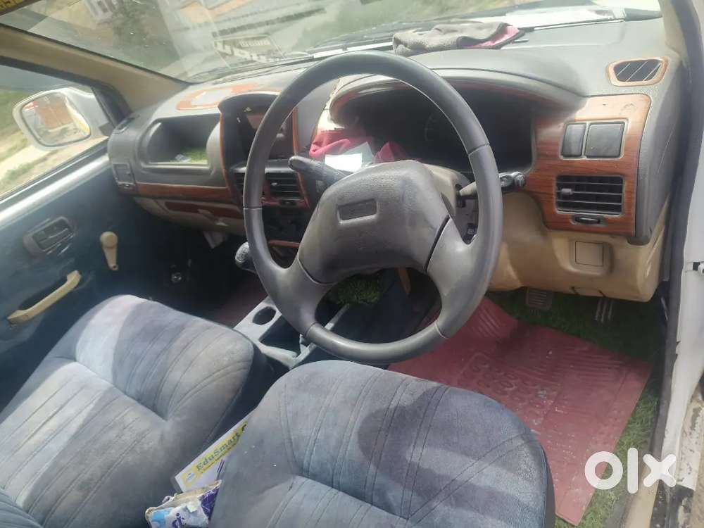 Chevrolet Tavera 2013