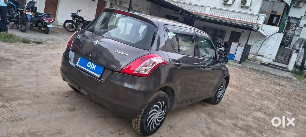 Maruti Suzuki Swift Vxi, 2016, Petrol
