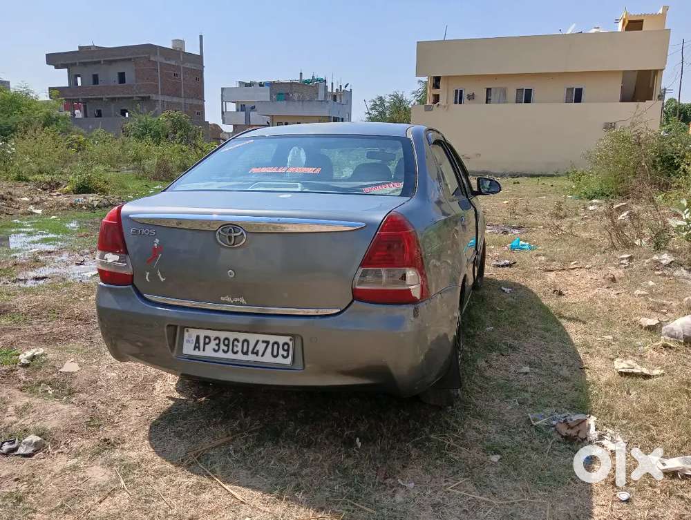 Toyota Etios 2013 Diesel 272000 Km Driven