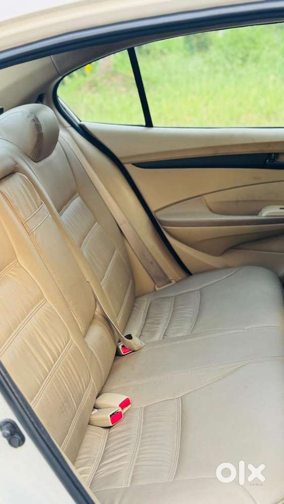 Well Maintained Doctor Used Honda City 2010