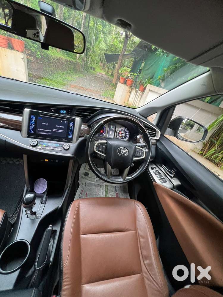 Toyota Innova Crysta 2017