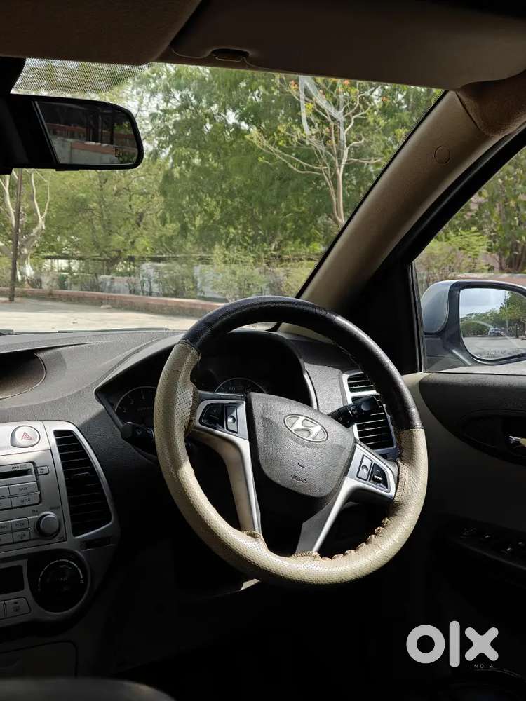Hyundai I20 Sportz 2011 Petrol