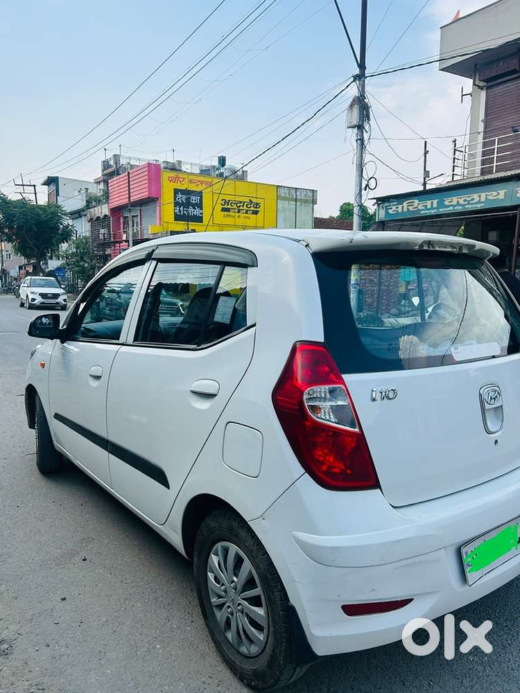 Hyundai I10 Sportz 2016 Car