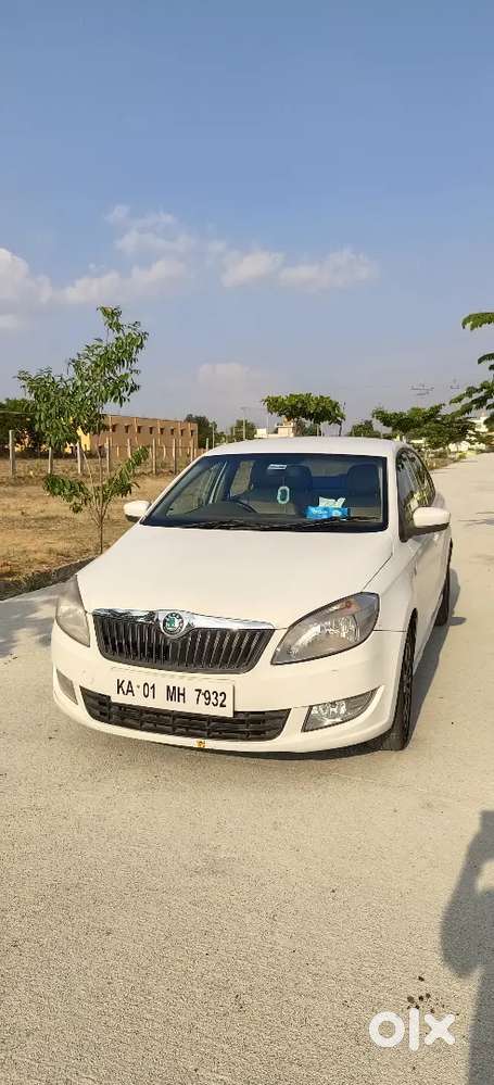 Skoda Rapid Ambition 2012 Diesel Manual Fc Runing 2nd Owner