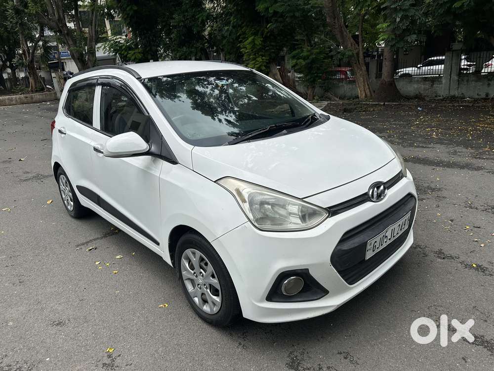 Hyundai Grand I10 1.2 Kappa Sportz Option, 2015, Cng & Hybrids