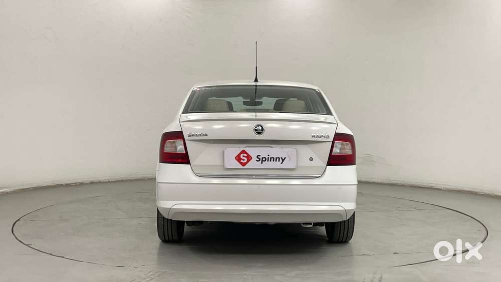 Skoda Rapid 1.6 Mpi Style, 2016, Petrol