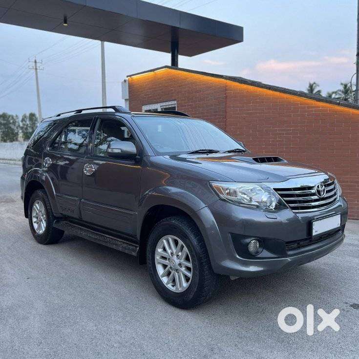 Toyota Fortuner 3.0 4x2 Mt, 2014, Diesel