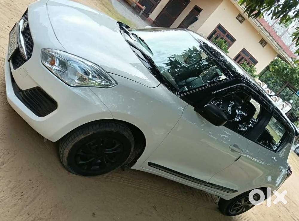 Maruti Suzuki Swift Vxi Ags, 2021, Petrol
