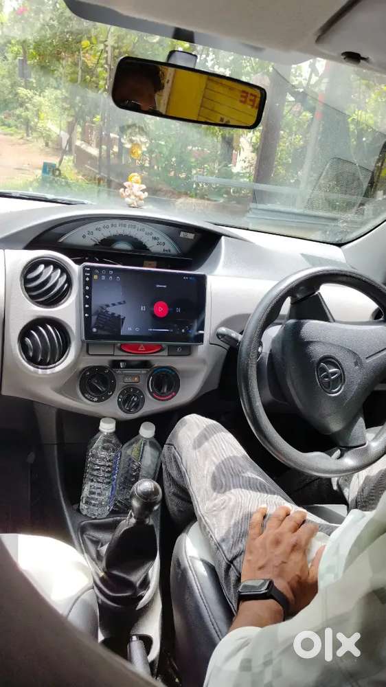 Toyota Etios Liva 2011